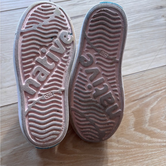Native Toddler Shoes - Picture 3 of 3